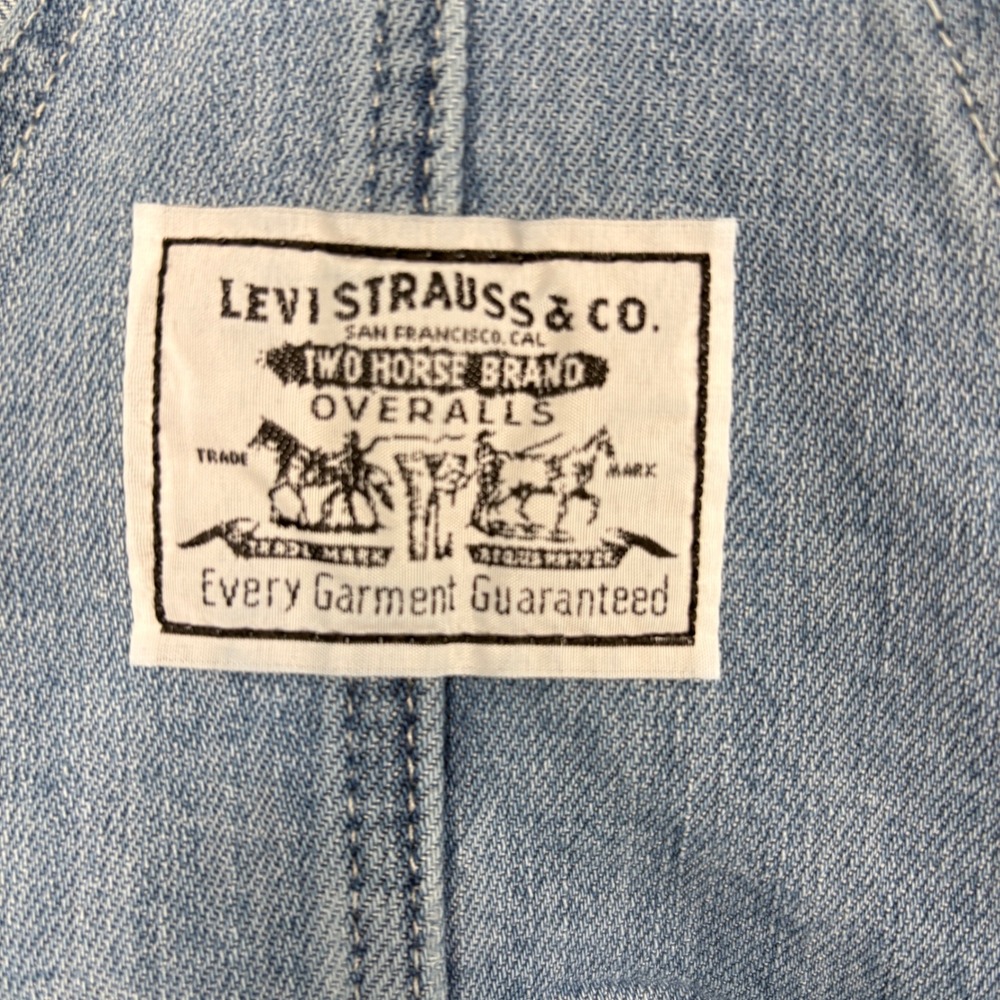 Levi's Women Shortalls 16W Light Blue Denim Stretch Bib Overalls Shorts - Picture 8 of 16